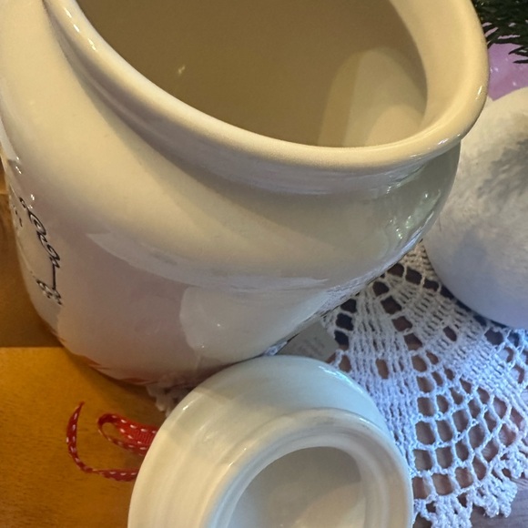 Rae Dunn Christmas Cookies Jar - White and Red - Picture 6 of 6